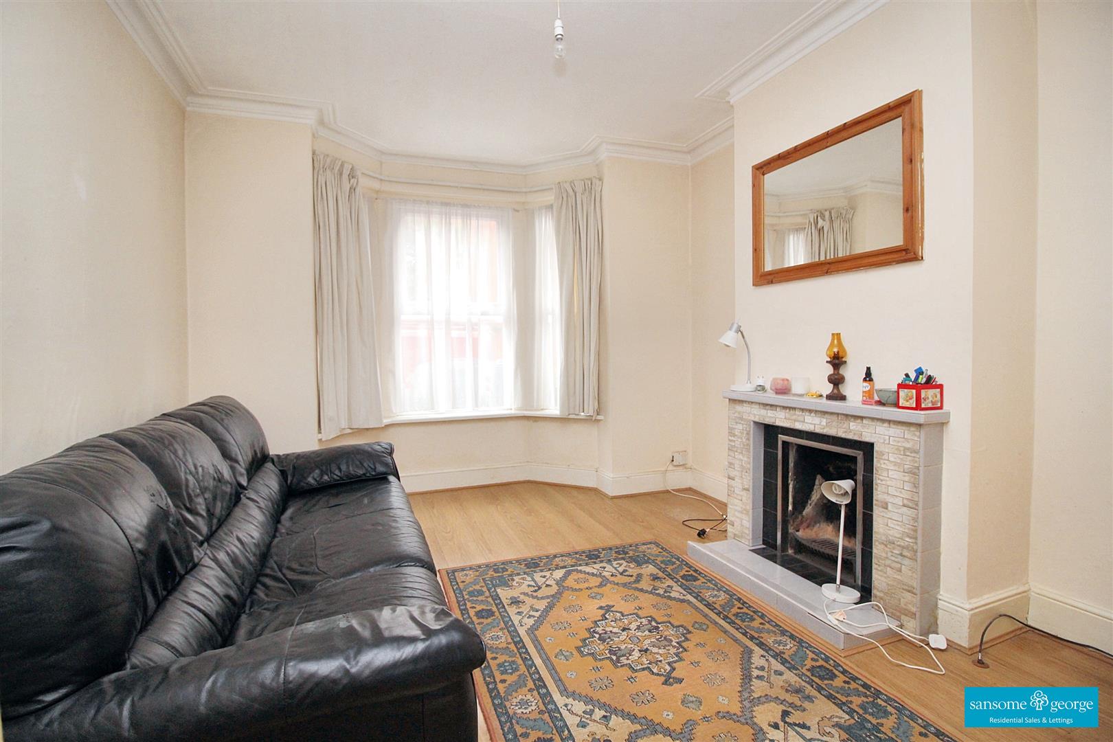 3 bed property in Wilson Road, Reading